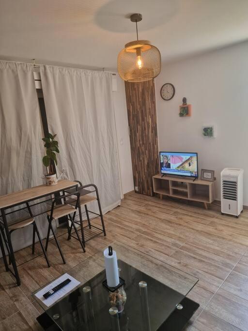 Appartement Prive Dans Villa Montauban Luaran gambar