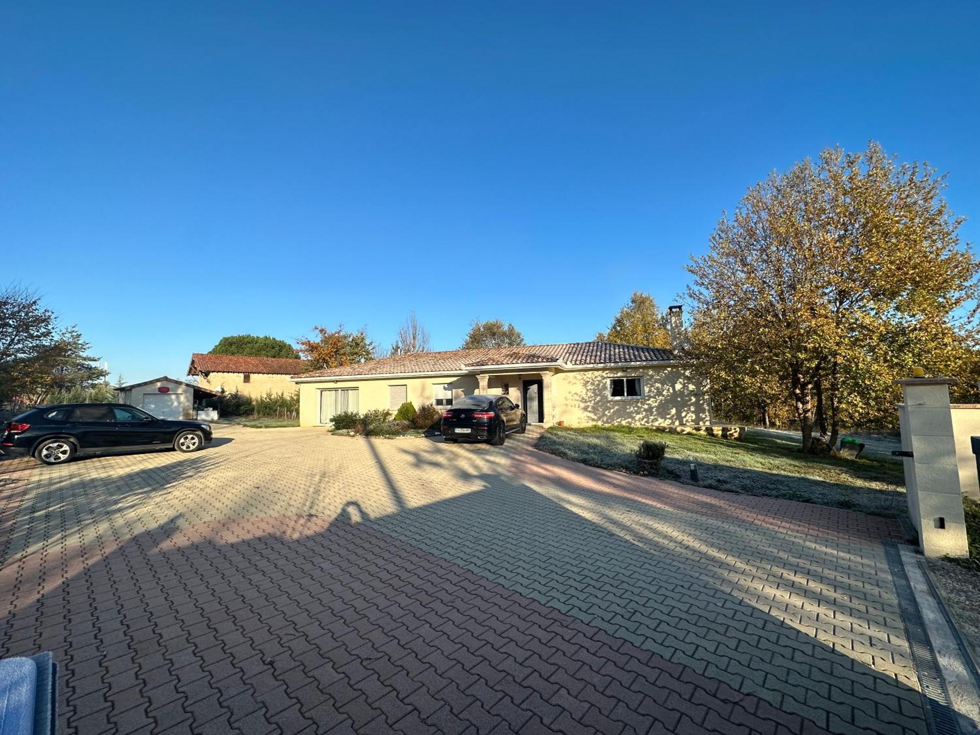 Appartement Prive Dans Villa Montauban Luaran gambar
